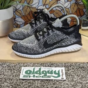 Nike Free Flyknit Womens Size 7 Running Shoes Casual Comfort Gym Workout